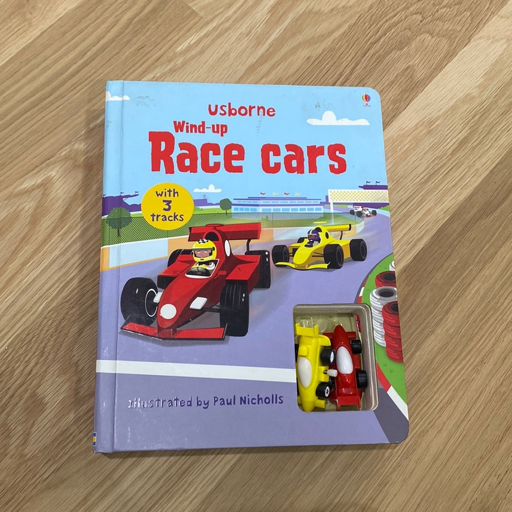 Usborne wind-up face cars